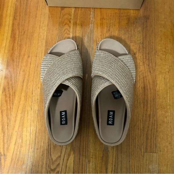 NEW ROAM CROSS STACK RAFFIA PLATFORM SANDALS NATURAL Size 12 - Picture 8 of 10